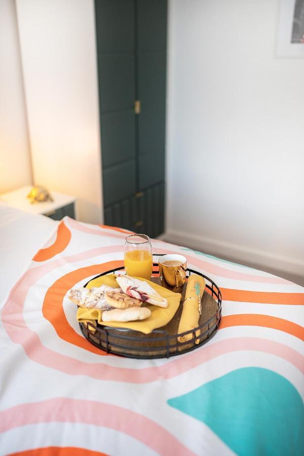 Stylish 3 Bed House, Large Garden, Parking, Wifi - Esho Stays 코번트리 외부 사진